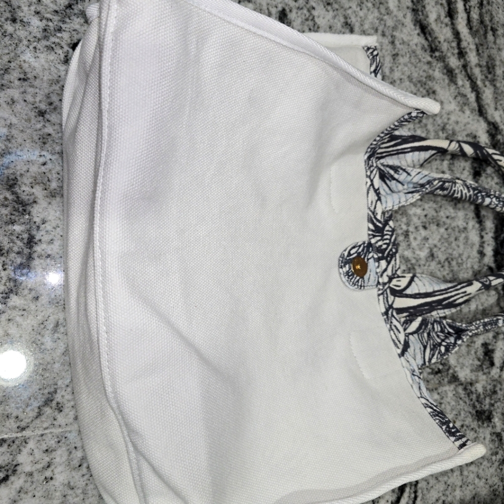 VINCE CAMUTO CANVASS TOTE BAG - Picture 4 of 10